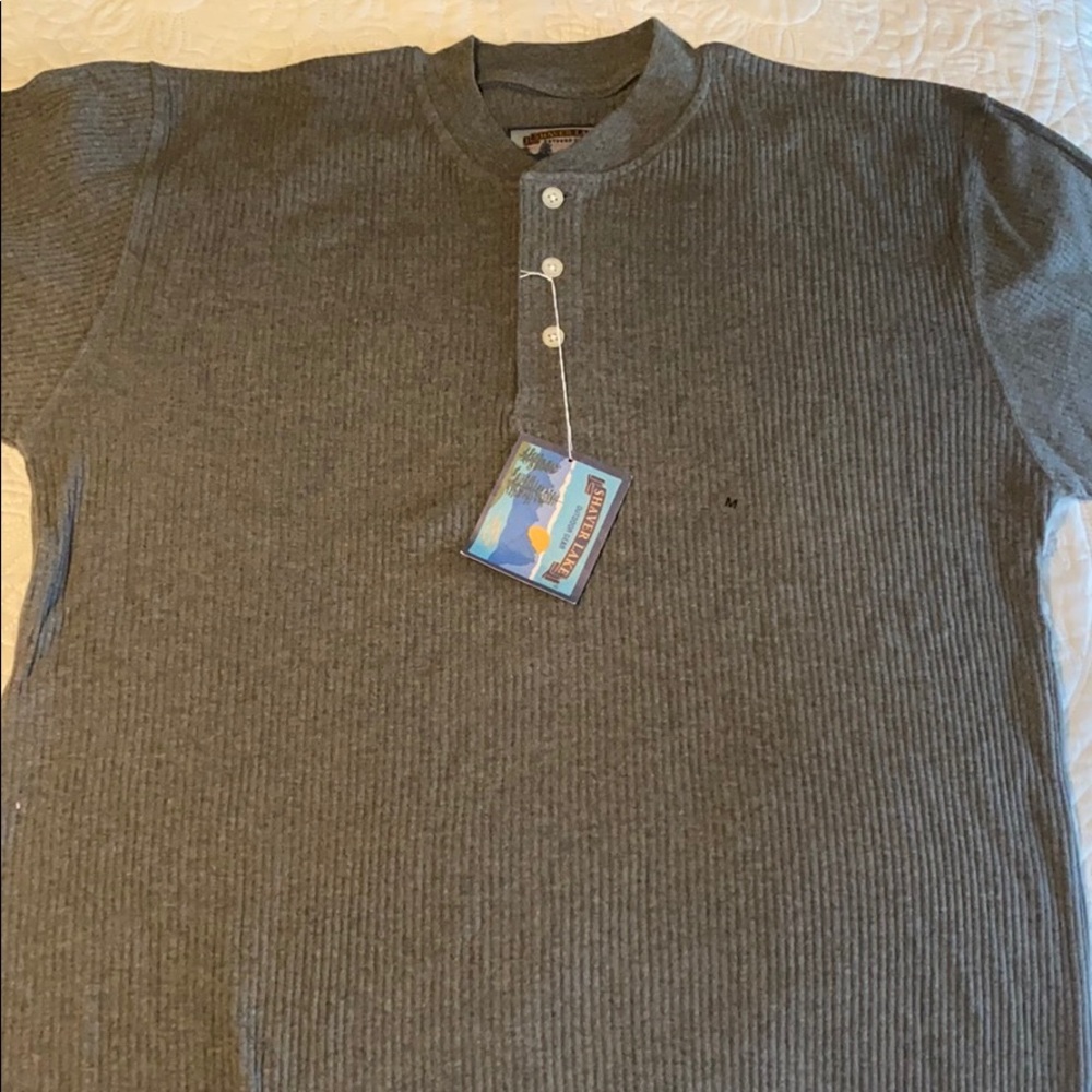 Men’s short sleeve pullover new never worn